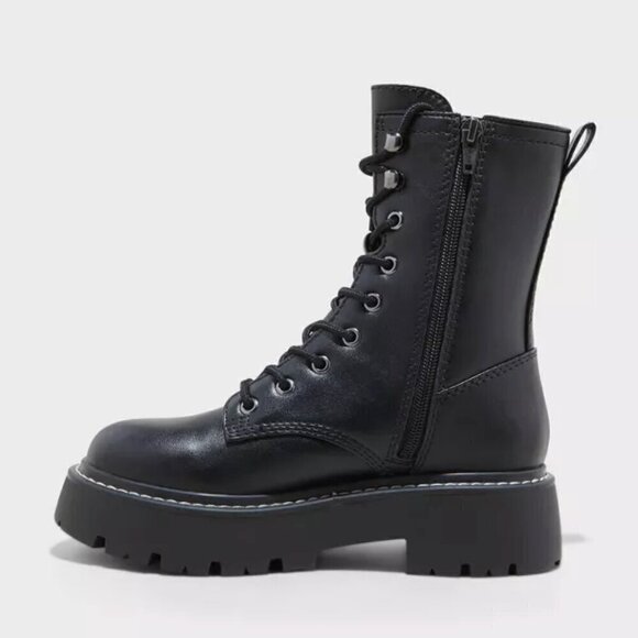 NWT Women's Logan Lug Combat Boots - Wild Fable - Picture 2 of 5